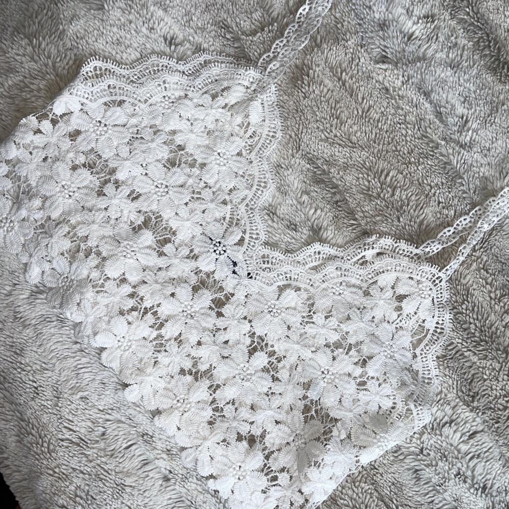 White lace top
